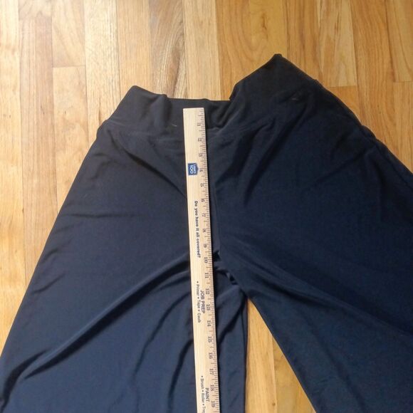 Cabi Pants Womens Medium Black Wide Leg Cropped Pull On M Mid Rise flowy - Picture 5 of 6
